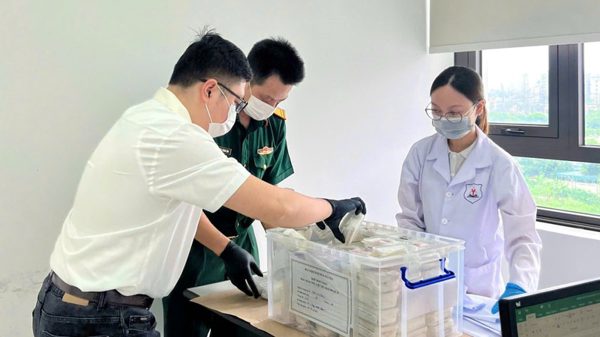 Thái Nguyên bàn giao 304 mẫu sinh phẩm hài cốt liệt sĩ