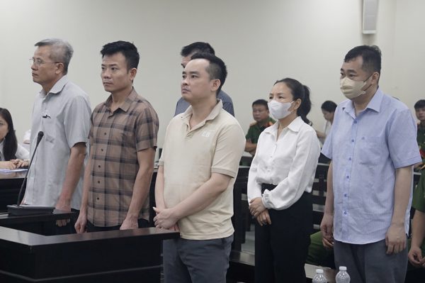 Tham ô khi sản xuất sản phẩm phục vụ an ninh, cựu chủ tịch lĩnh án 29 năm tù