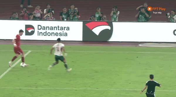 Thắng 9-2, Indonesia giành vé vào chung kết trong cuộc đua bàn thắng điên rồ, nghẹt thở với Malaysia