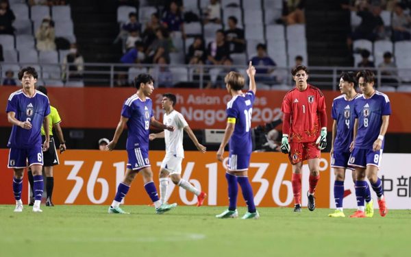 Thắng kịch tính trên chấm luân lưu, U23 Nhật Bản giành vé chung kết Asiad 20