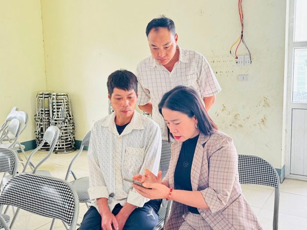 Thanh Hóa: Bình dân học vụ số ở bản, làng
