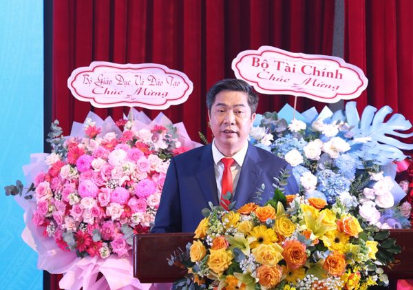 Thành lập Phân hiệu Học viện Tài chính tại TPHCM