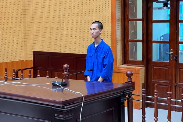 Thanh niên 21 tuổi đánh bạc trực tuyến với tổng số tiền gần 10 tỷ đồng