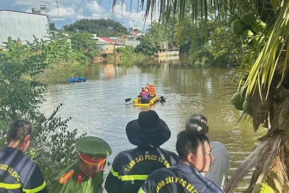 Thanh niên ở Lâm Đồng tử vong khi bơi ra hồ lấy cần câu cá