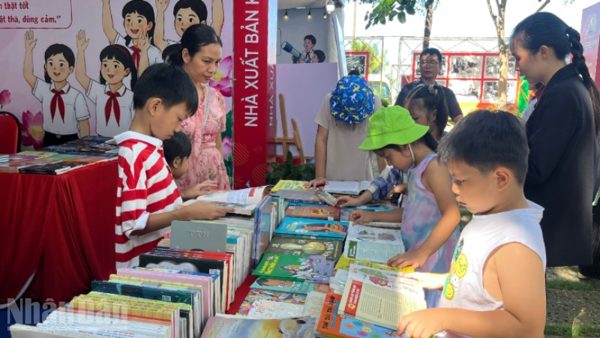 Thành phố Hồ Chí Minh đẩy mạnh hoạt động khuyến đọc