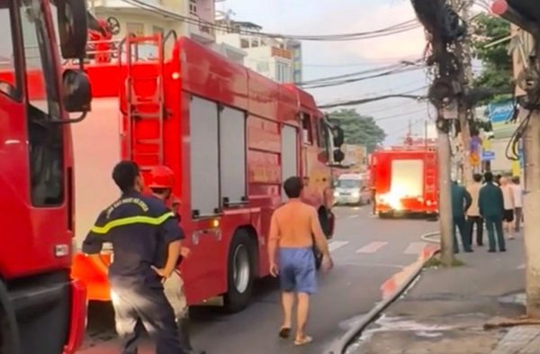 Thành phố Hồ Chí Minh: Hỏa hoạn tại một khách sạn, 2 người tử vong