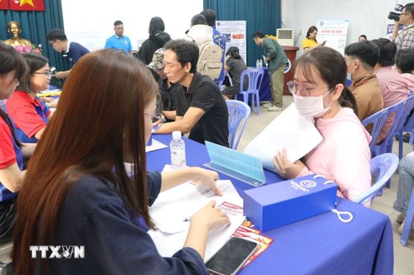 Thành phố Hồ Chí Minh kết nối hơn 16.400 vị trí việc làm đến người lao động