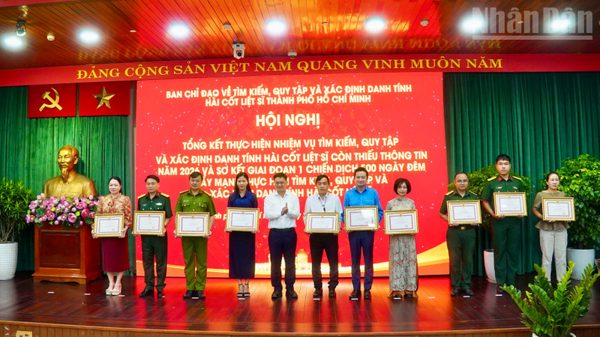 Thành phố Hồ Chí Minh kiên trì tìm kiếm đưa các liệt sĩ trở về