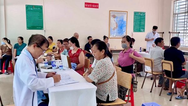 Thành phố Hồ Chí Minh mở rộng diện khám sức khỏe miễn phí