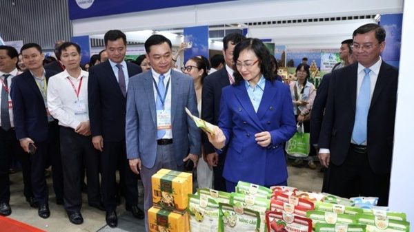 Thành phố Hồ Chí Minh: Nâng tầm để doanh nghiệp tiến sâu trong chuỗi cung ứng toàn cầu