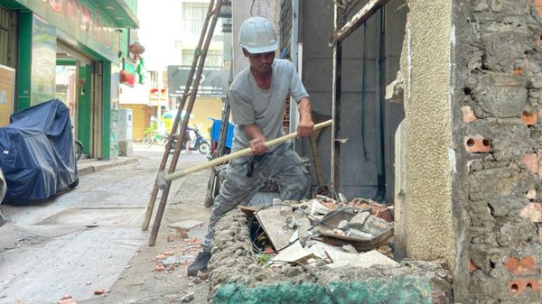 Thành phố Hồ Chí Minh: Người dân góp đất mở đường, rộng thêm không gian sống