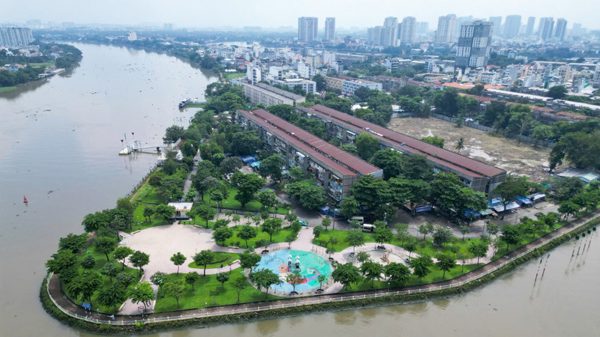 Thành phố Hồ Chí Minh nỗ lực cải tạo chung cư cũ