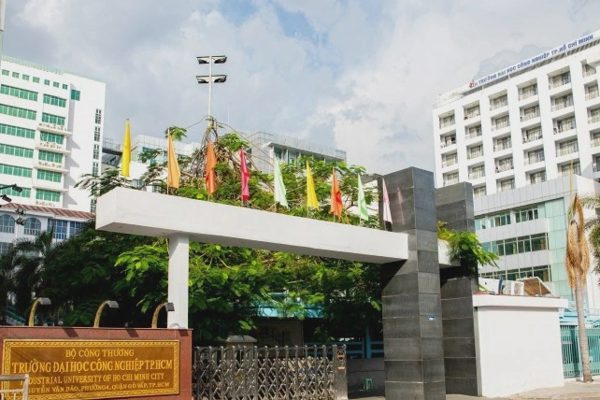 Thanh tra yêu cầu Trường ĐH Công nghiệp TPHCM xử lý số tiền rất lớn