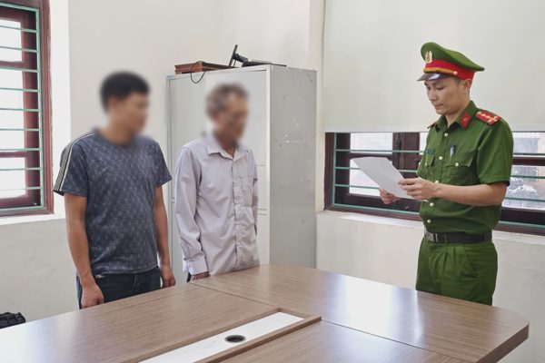 Tháo, cất giấu 9 thiết bị giám sát tàu cá, hai cha con bị khởi tố