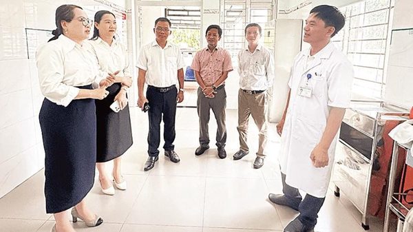 Tháo gỡ điểm nghẽn cho mạng lưới y tế cơ sở