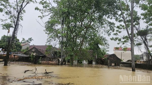 Tháo gỡ điểm nghẽn thoát nước, mở hướng phát triển phía tây và phía nam Hà Nội
