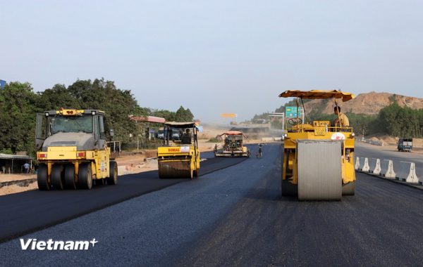 Tháo gỡ khó khăn để Dự án cao tốc Khánh Hòa-Buôn Ma Thuột hoàn thành vào cuối năm