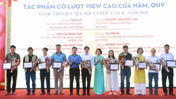 Thắp lên tình yêu Hà Nội từ Cuộc thi viết “Hà Nội & Tôi”