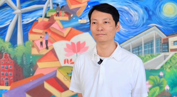Thầy giáo 'cãi thắng' 13 điểm, giúp học sinh Việt Nam đổi màu huy chương Olympic quốc tế