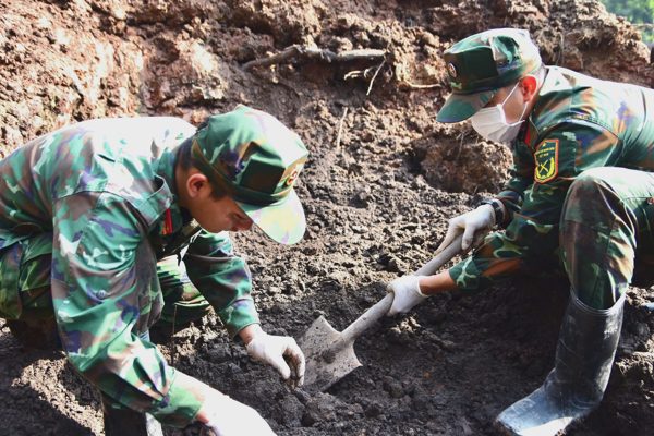 Thêm 10 bộ hài cốt liệt sĩ được tìm thấy ở Công viên Lê Thị Riêng