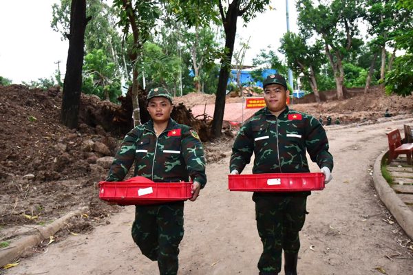 Thêm 17 hài cốt liệt sĩ được tìm thấy tại Công viên Lê Thị Riêng