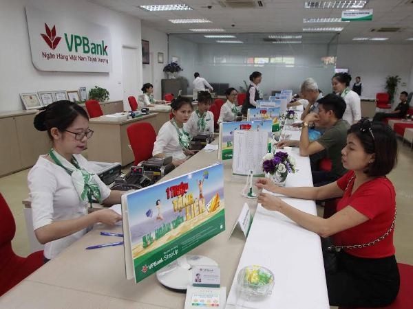 Thêm một ngân hàng thương mại cán đích 100.000 tỷ đồng vốn điều lệ