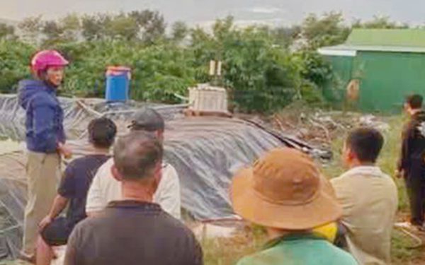 Theo cha mẹ lên rẫy, 2 nữ sinh đuối nước tử vong