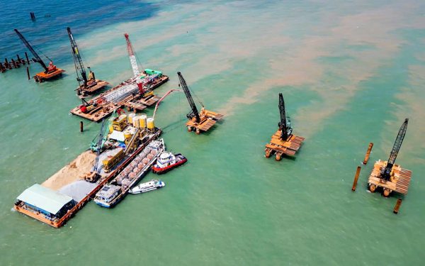 Theo dòng Mekong, 'lời nguyền con rồng' và câu chuyện phát triển - Kỳ cuối: Mở cửa ra biển lớn