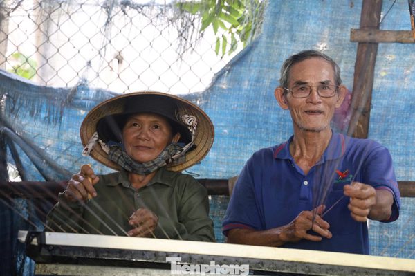Theo nhịp sợi chỉ, giữ nghề đan võng gần trăm năm ở Quảng Ngãi