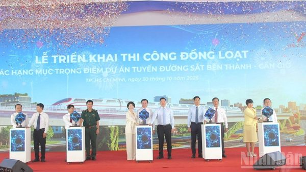 Thi công đồng loạt các hạng mục trọng điểm tuyến đường sắt tốc độ cao Bến Thành-Cần Giờ