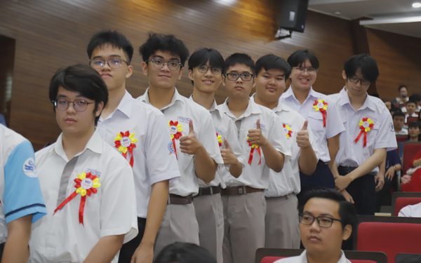 Thi học sinh giỏi TP.HCM năm học mới: Lớp 9 mỗi trường một đội, lớp 12 tối đa 5 em/môn