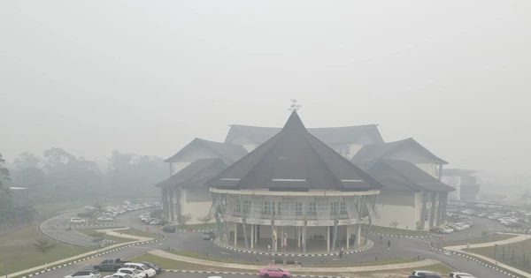 Thị trấn Malaysia trong tình trạng khẩn cấp vì khói cháy rừng từ Indonesia