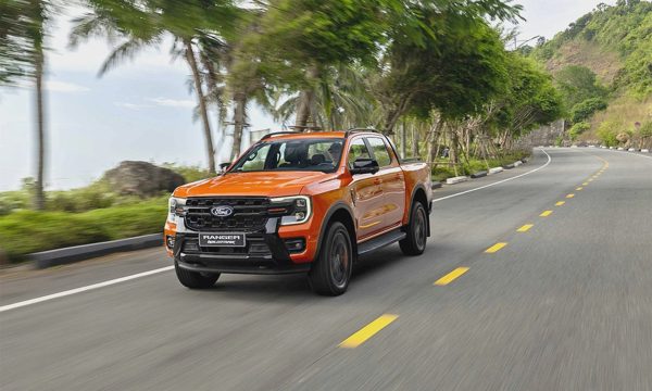 Thị trường xe bán tải tháng 7 giảm sức mua