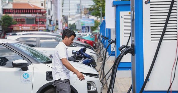 Thị trường xe điện Việt 'nóng' chưa từng có