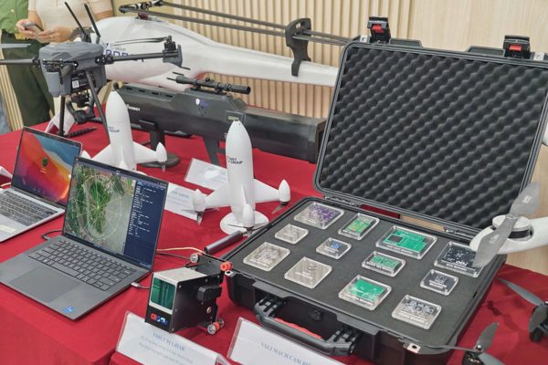 Thiết bị bay UAV giúp Công an Hà Nội quản lý giao thông, giám sát vi phạm