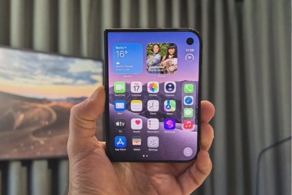 Thiết kế của iPhone Duo dường như bỏ qua một nhóm khách hàng quan trọng