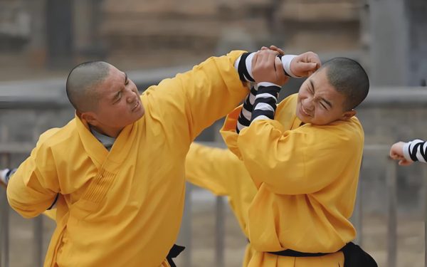 Thiếu Lâm Tự lại có bê bối chấn động, liên quan chuyện dạy võ