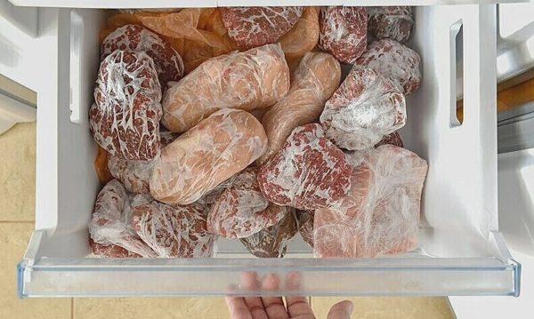 Thịt, cá trữ đông lạnh cả tháng có an toàn?