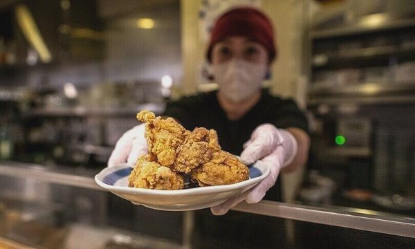 Thịt gà 'thống trị' thế giới như thế nào