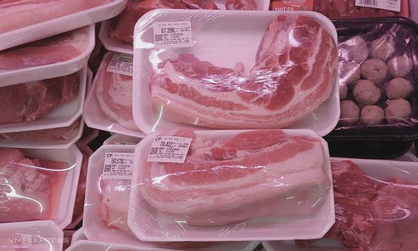 Thịt heo Việt đắt hơn hàng nhập khẩu