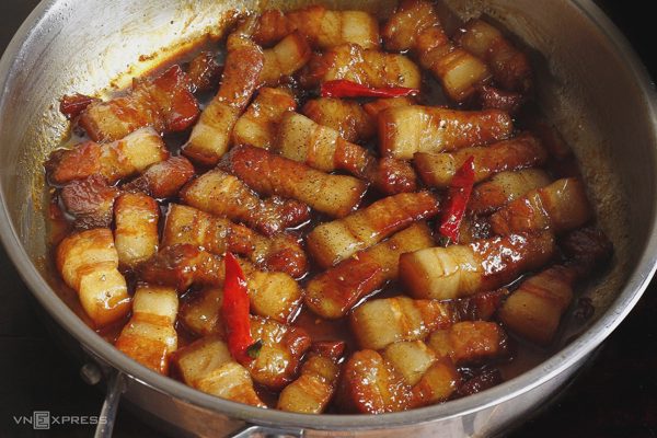 Thói quen tưởng vô hại sau bữa ăn khiến mỡ máu tăng vọt