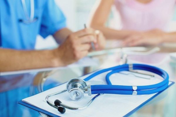 Thời tiết giao mùa, người mắc hen cần cảnh giác với dấu hiệu nào?