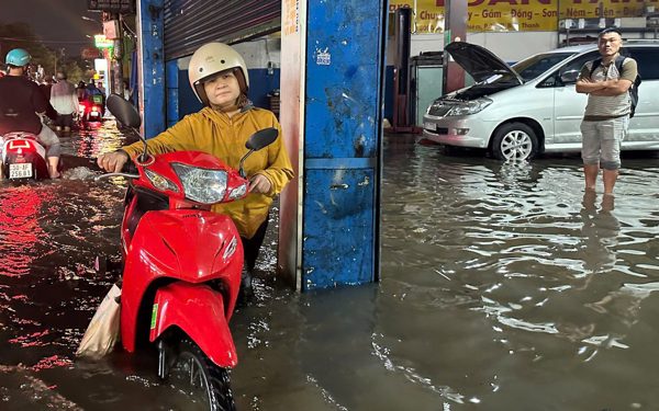Thời tiết hôm nay 2-10: Bắc Bộ giảm nắng, trời mát; Nam Bộ mưa chiều