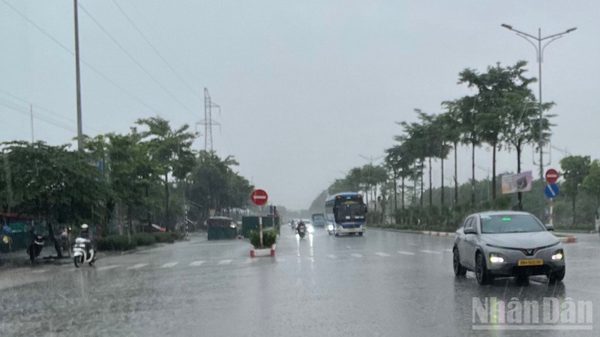 Thời tiết ngày 17/9: Bắc Bộ, Trung Bộ tiếp tục có mưa vừa, mưa to