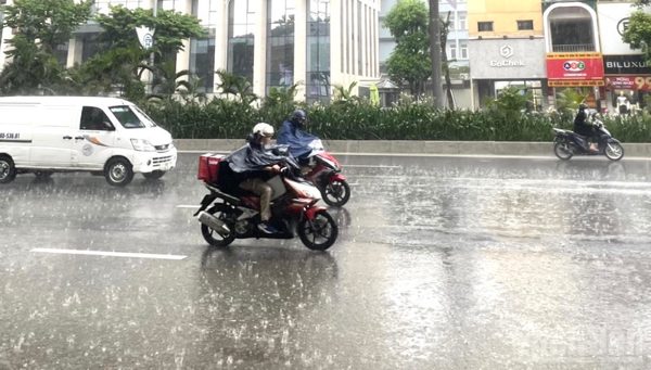 Thời tiết ngày 19/9: Nhiều nơi trên cả nước có mưa rào và dông