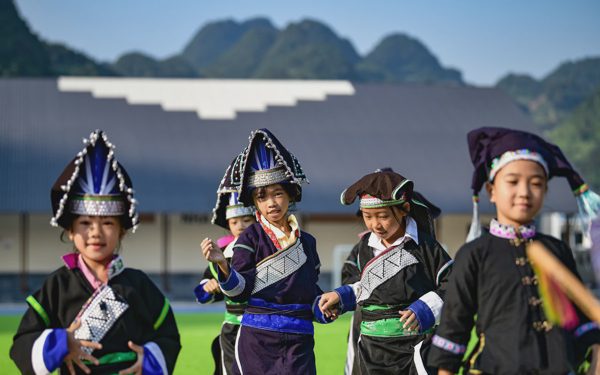 Thời tiết ngày khai giảng: Ba miền không mưa trong buổi sáng