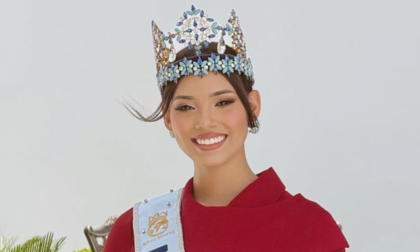Thời trang của Miss World 2026 sau đăng quang