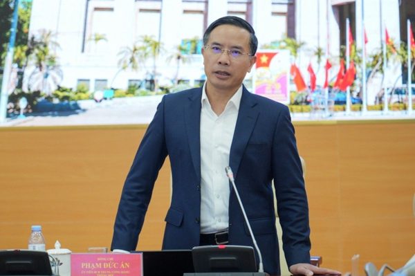 Thống đốc Ngân hàng: Giảm lãi suất không cào bằng, đúng đối tượng