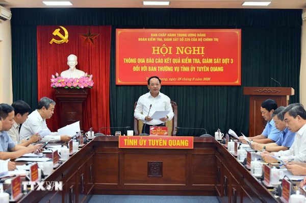 Thông qua dự thảo Báo cáo kết quả kiểm tra, giám sát đối với Ban Thường vụ Tỉnh ủy Tuyên Quang