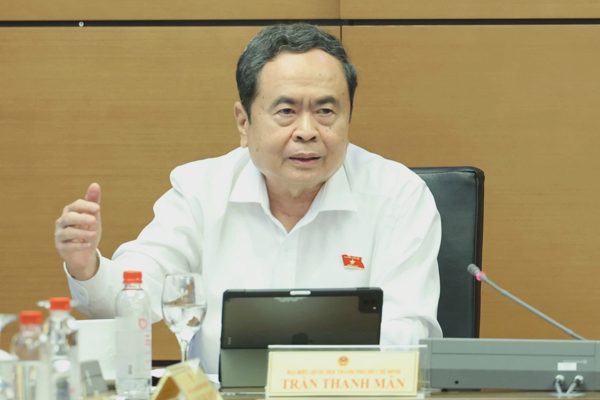 "Thông thoáng cho người làm ăn chân chính, nghiêm khắc với kẻ gian dối